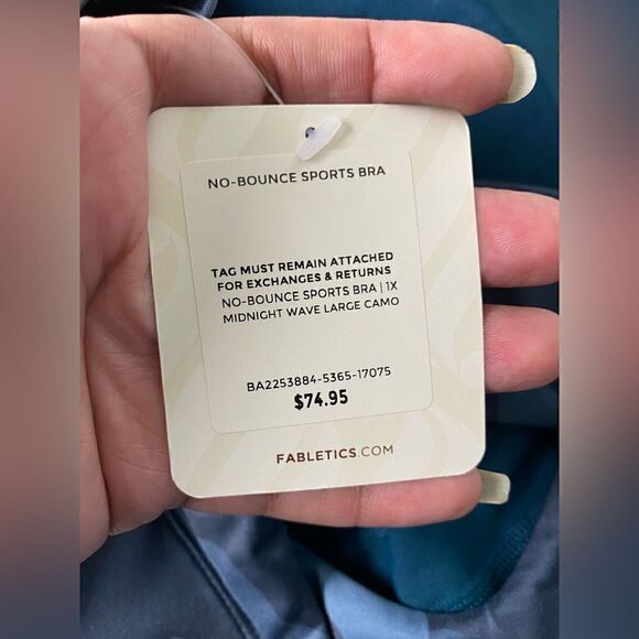 NWT Fabletics No bounce Sports Bra, Midnight wave Camo, Size 1X - Picture 9 of 10